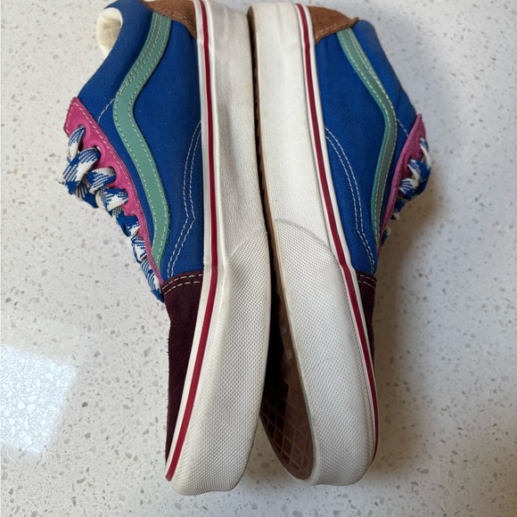 Vans Women's Old Skool Frayed Laces Port Royale Colorblock Suede Skate Sneakers - Picture 4 of 7